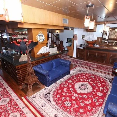 Hotel Antipatrea 4*